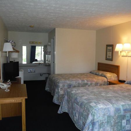 The Springs Motel Saratoga Springs Bagian luar foto