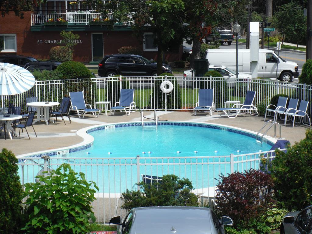 The Springs Motel Saratoga Springs Bagian luar foto